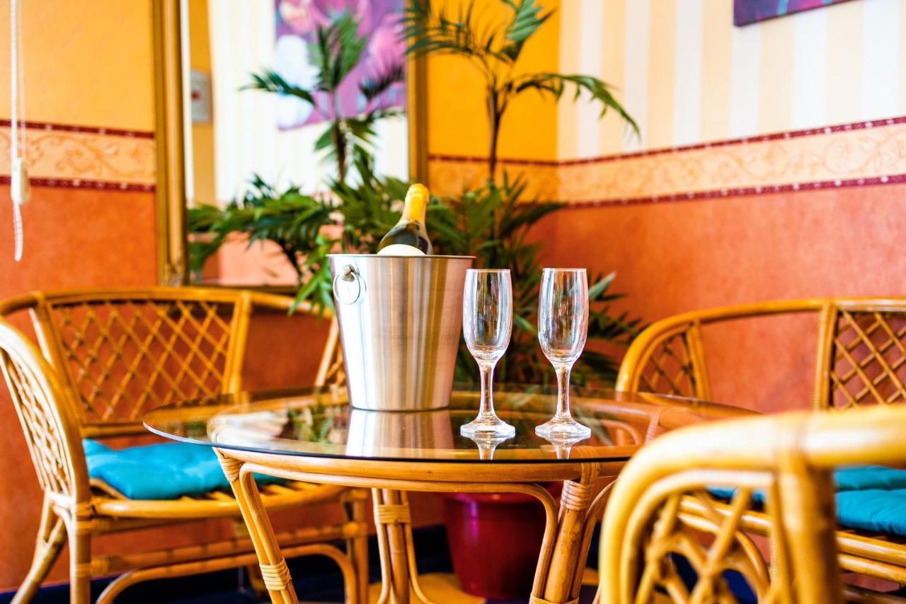 Plexus Boutique Hotel Eforie Sud  Buitenkant foto
