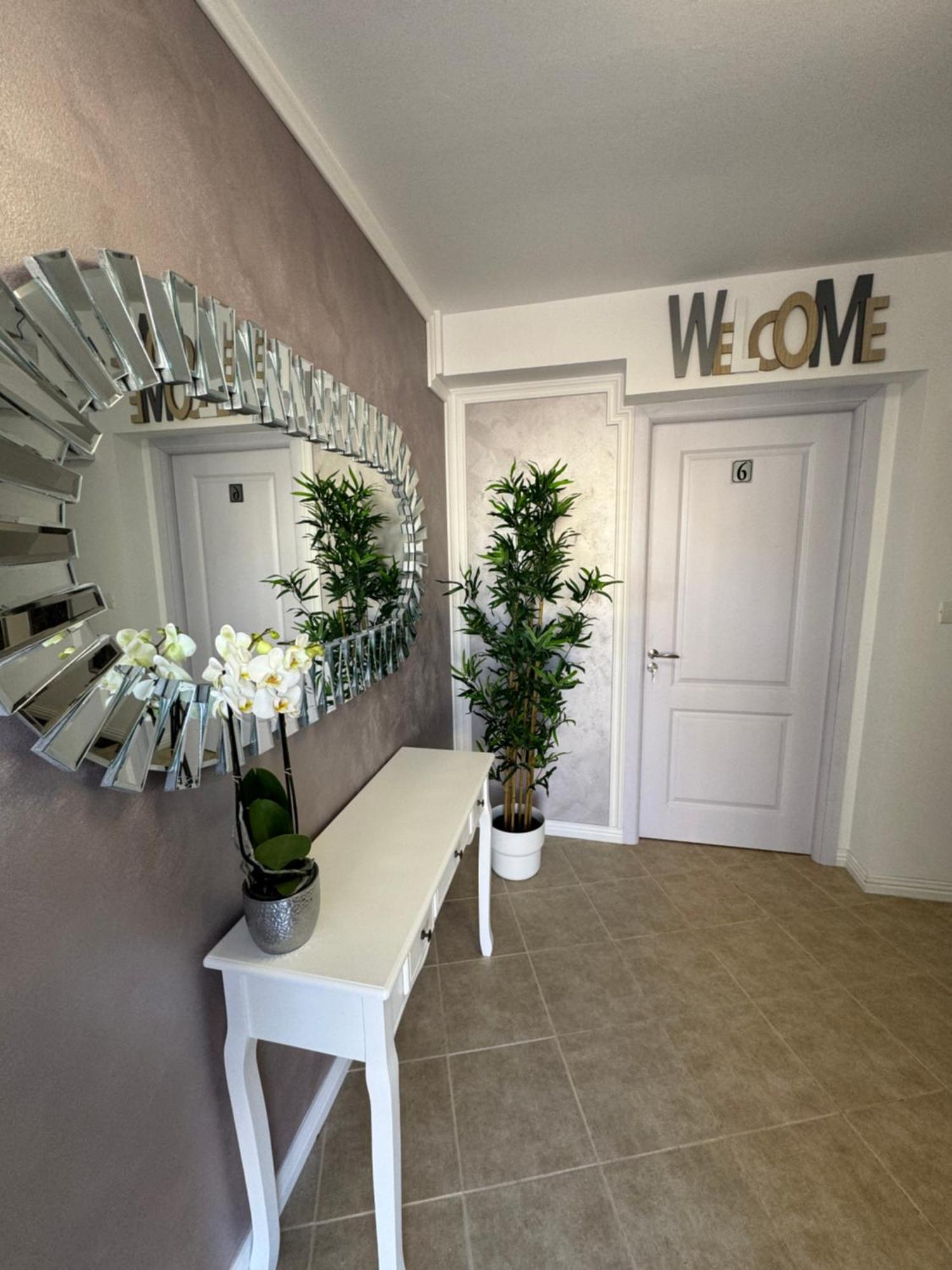 Plexus Boutique Hotel Eforie Sud  Buitenkant foto
