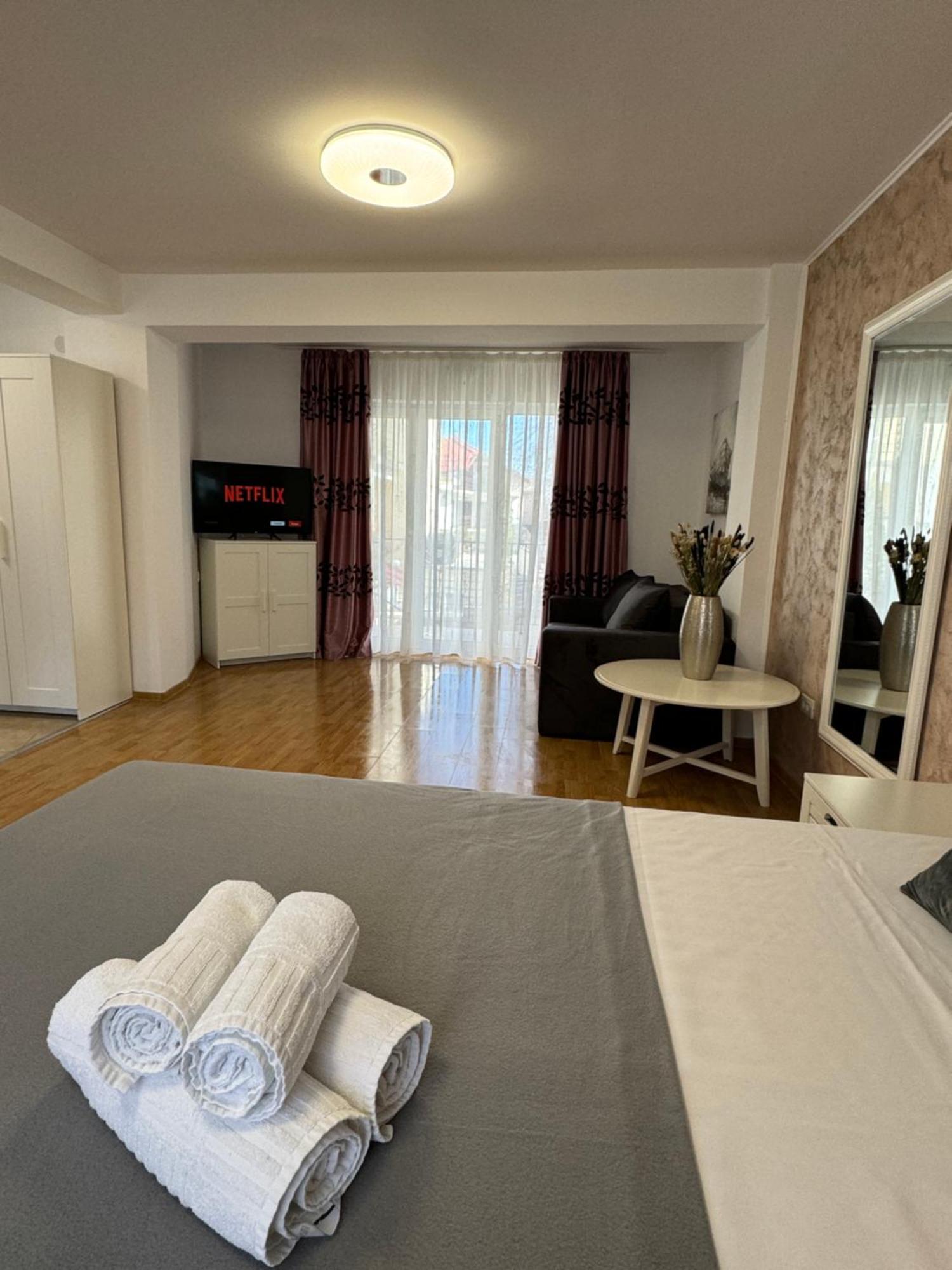 Plexus Boutique Hotel Eforie Sud  Buitenkant foto